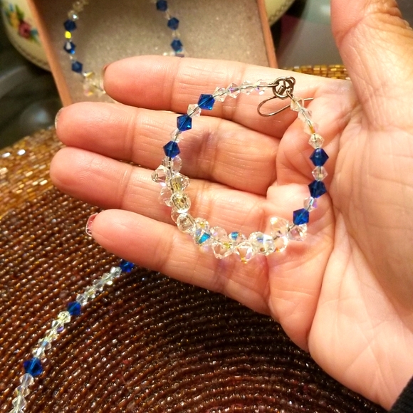 Swarovski Crystals Hand-Made Earrings and Choker Set Blue White - Picture 6 of 9